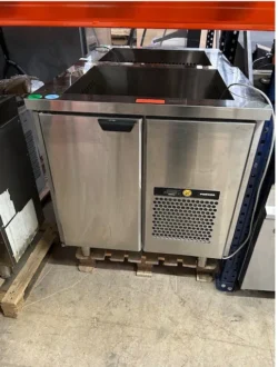 Porkka kølebrønd med en låge, brugt - 14 dages garanti. Du kan tilkøbe 12 mdr. for 799 kr.