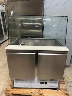 Saladette med to låger fra GGM, brugt