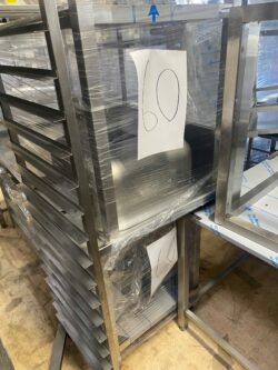 RESTSALG - Stålbord med vask og underhylde 1700x700x900 mm