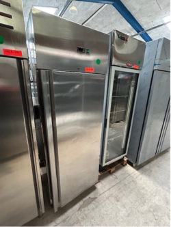 Køleskab fra GGG model snack410, brugt