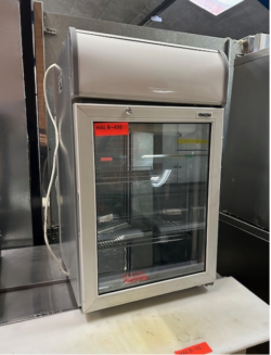 bordkøleskab med glaslåge, brugt