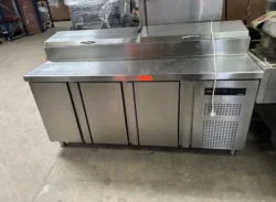 Saladette fra Fagor med 3 låger, brugt - 14 dages garanti. Du kan tilkøbe 12 mdr. for 799 kr.