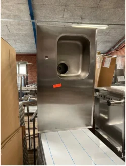 stålbord med vask og ribbet underhylde 1250x700x900