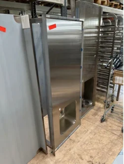 stålbord med underhylde 1600x700x900