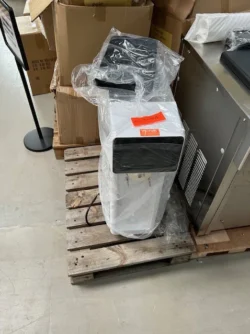 Softicemaskine fra Vevor med et kammer, demomodel