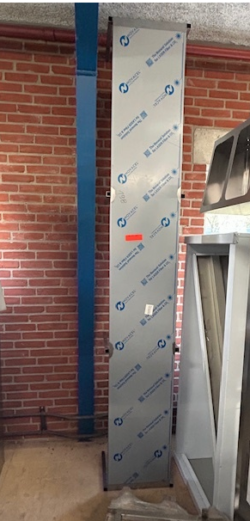 flyver måler 2700x350x300, brugt - 14 dages garanti. Du kan tilkøbe 12 mdr. for 799 kr.