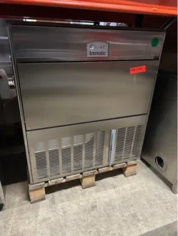 icematic isterningemaskine model E90, brugt