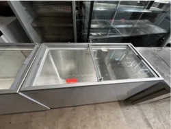 Kummefryser med glaslåg, demomodel