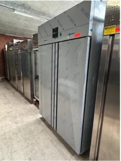 dobbelt fryseskab fra fagor EAAFN-1602, demomodel