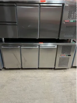 Frysebord med 3 låger, brugt