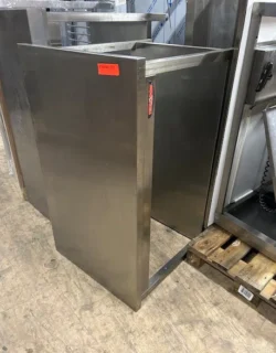 tecnodom stålbord 1200x700x850, brugt